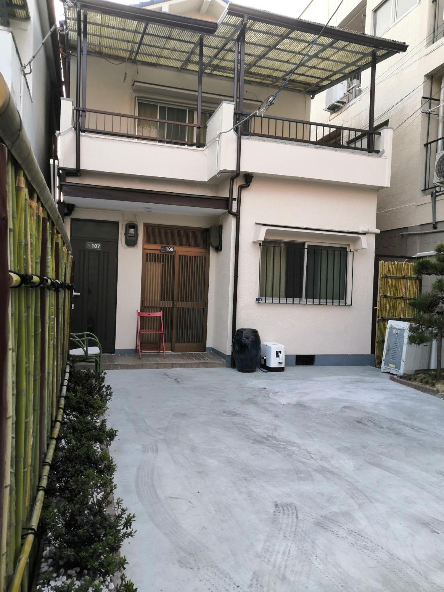 Nippori Osaka Nishi-Tengachaya Guesthouse西天下茶屋アパートメント Luaran gambar